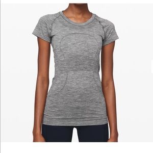 NEVER WORN lululemon swiftly tech tee